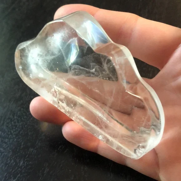 Quartz carved cloud mini bowl - Picture 10 of 15